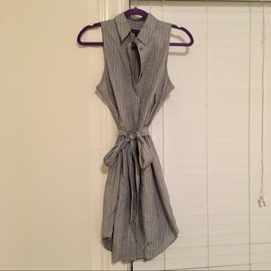 Banana Republic sleeveless collared dress